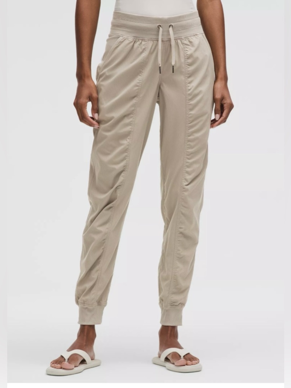 Lululemon Beyond the Studio Lined Jogger Trench Beige size 10